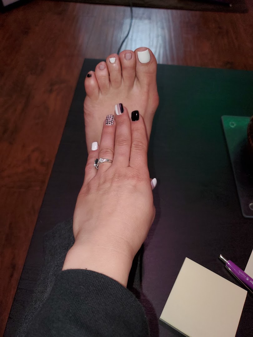 Nail detail work at Nails N Beyond